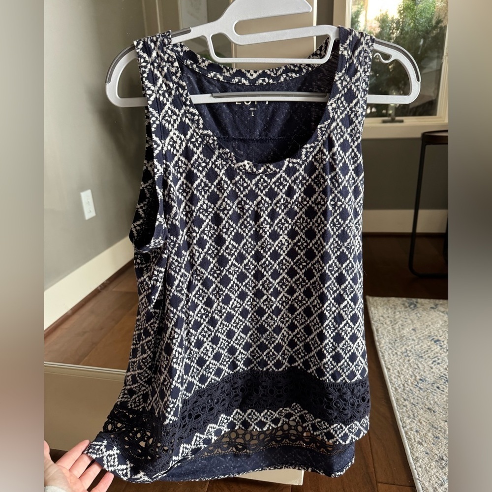 LOFT Navy and White Patterned Tank Top - Picture 3 of 6